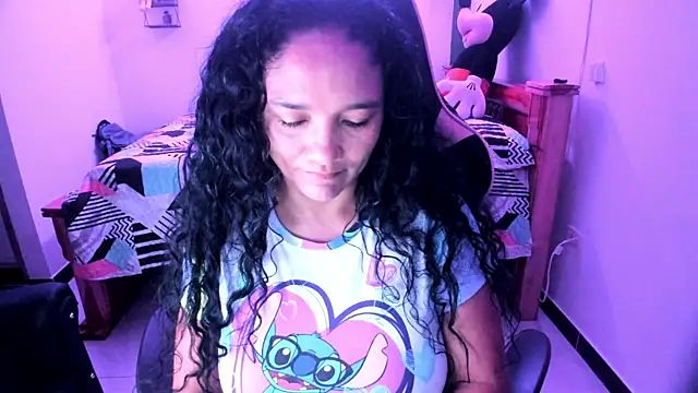 Snapshot of rayza_mature_154 chatting on November 2025 02:28:02 PM rayza mature 154 online show from November 2025 02:28:02 PM