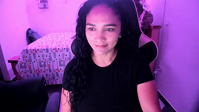 Snapshot of rayza_mature_154 chatting on November 2025 07:15:01 PM rayza mature 154 online show from November 2025 07:15:01 PM