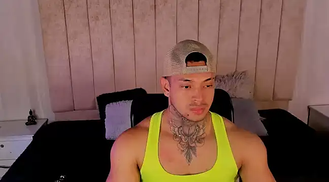 Snapshot of Stiven_collins chatting on December 2024 03:47:02 AM Stiven collins online show from December 2024 03:47:02 AM