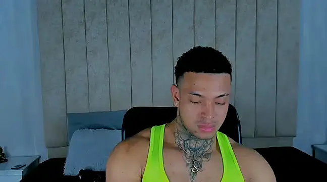 Snapshot of Stiven_collins chatting on December 2024 03:47:02 AM Stiven collins online show from December 2024 03:47:02 AM