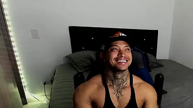 Snapshot of Stiven_collins chatting on March 2025 05:22:02 AM Stiven collins online show from March 2025 05:22:02 AM