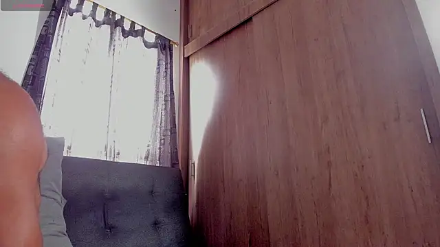 Snapshot of curt_xxx chatting on October 2025 04:59:02 PM curt xxx online show from October 2025 04:59:02 PM