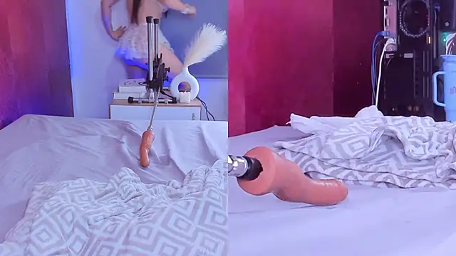 Snapshot of sarasmith85 chatting on February 2025 05:26:02 PM sarasmith85 online show from February 2025 05:26:02 PM