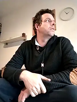 Snapshot of Knuffelstaaf123 chatting on November 2025 02:06:02 PM Knuffelstaaf123 online show from November 2025 02:06:02 PM