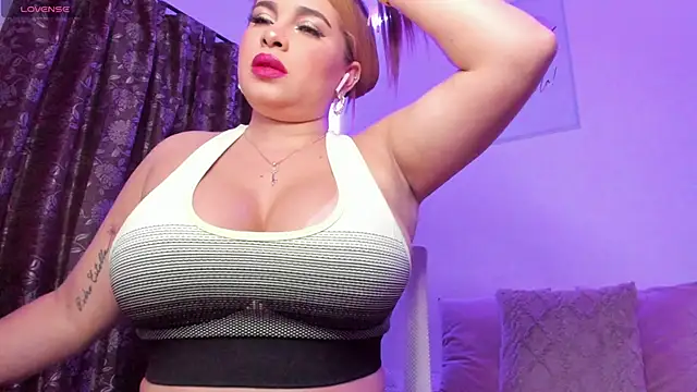 isabela-duran online show from March 2025 11:49:01 PM