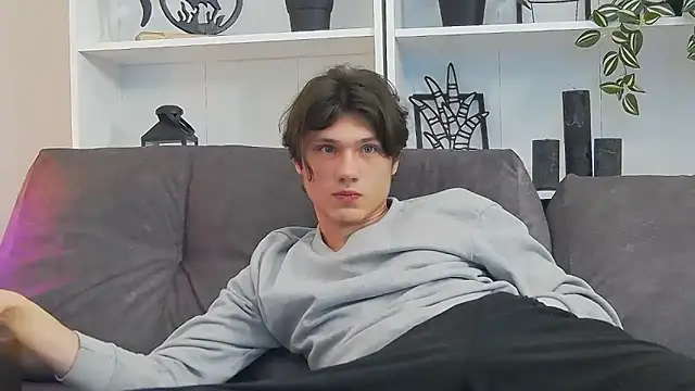 Snapshot of CalvinCay chatting on March 2025 11:38:02 PM CalvinCay online show from March 2025 11:38:02 PM