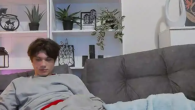 Snapshot of CalvinCay chatting on March 2025 12:33:02 AM CalvinCay online show from March 2025 12:33:02 AM