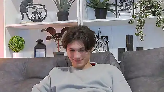 Snapshot of CalvinCay chatting on March 2025 07:47:02 PM CalvinCay online show from March 2025 07:47:02 PM