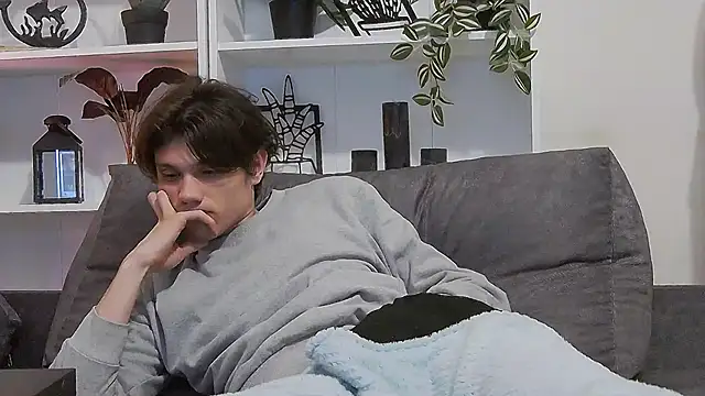 Snapshot of CalvinCay chatting on March 2025 05:57:01 PM CalvinCay online show from March 2025 05:57:01 PM