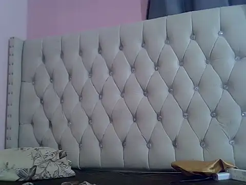 Snapshot of Amberay1 chatting on November 2025 07:41:01 AM Amberay1 online show from November 2025 07:41:01 AM