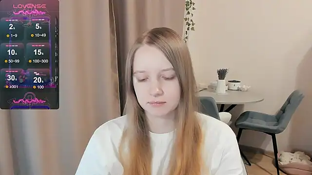 Snapshot of Alyaley chatting on October 2025 08:39:01 PM Alyaley online show from October 2025 08:39:01 PM