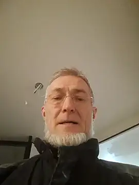 Snapshot of 60philippe chatting on December 2024 01:33:02 PM 60philippe online show from December 2024 01:33:02 PM