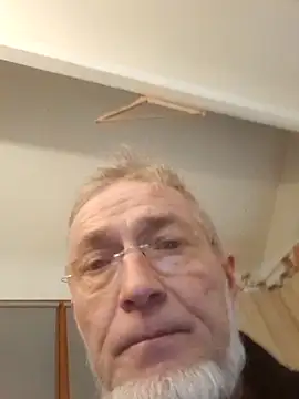 Snapshot of 60philippe chatting on December 2024 06:58:02 PM 60philippe online show from December 2024 06:58:02 PM