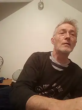 Snapshot of 60philippe chatting on January 2025 05:38:02 PM 60philippe online show from January 2025 05:38:02 PM