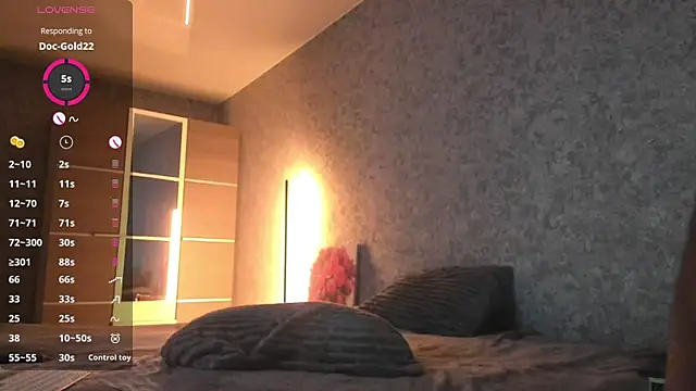 Snapshot of Naughty__Megan chatting on November 2025 04:36:02 AM Naughty Megan online show from November 2025 04:36:02 AM