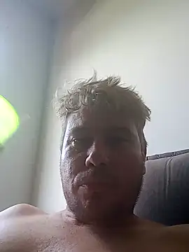 Loirinho019 online show from March 2025 04:45:01 PM