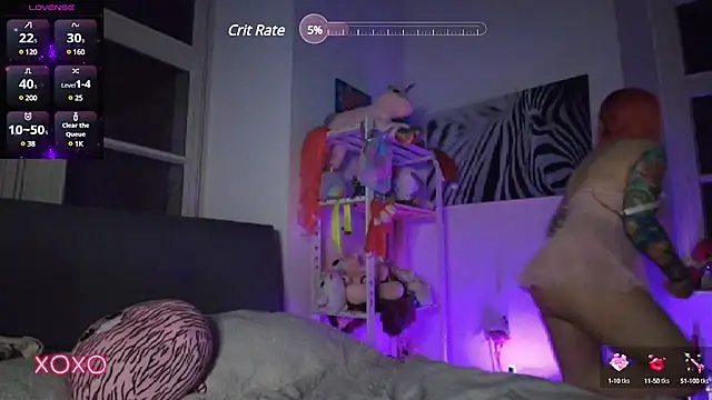 Snapshot of PinkHurricaneOfficial chatting on February 2025 01:05:02 AM PinkHurricaneOfficial online show from February 2025 01:05:02 AM