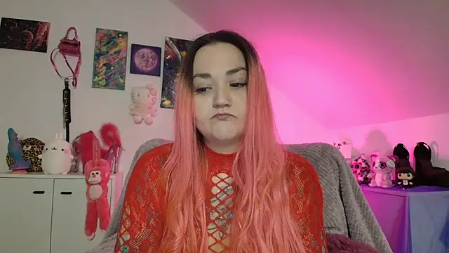 Snapshot of PinkHurricaneOfficial chatting on October 2025 05:23:02 PM PinkHurricaneOfficial online show from October 2025 05:23:02 PM