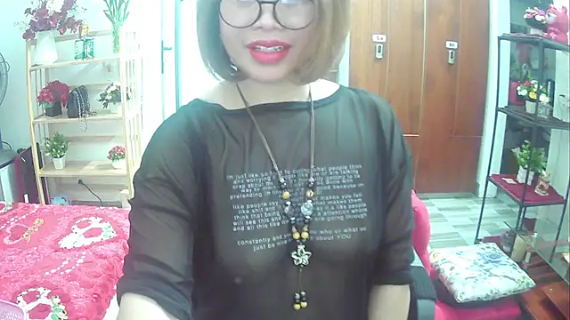 Miu-Le online show from February 2025 03:59:01 PM