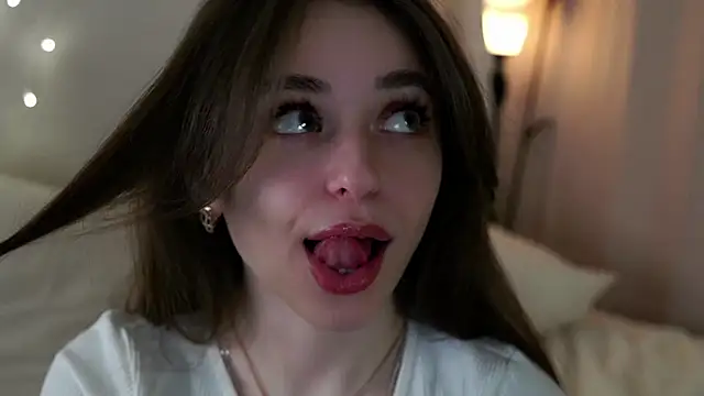 EstherMitchel online show from January 2025 01:06:01 AM