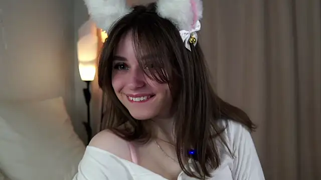 EstherMitchel online show from January 2025 12:11:01 AM