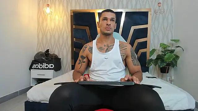 Snapshot of Adbel_Sady chatting on March 2025 11:38:02 AM Adbel Sady online show from March 2025 11:38:02 AM