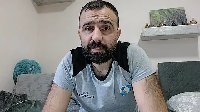 Snapshot of ivat80 chatting on December 2024 06:53:02 AM ivat80 online show from December 2024 06:53:02 AM