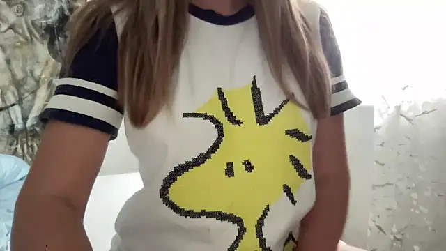 Snapshot of LisaFlower chatting on September 2025 11:03:01 AM LisaFlower online show from September 2025 11:03:01 AM