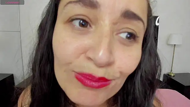  luna  sweet  online show from February 2025 09:47:02 AM