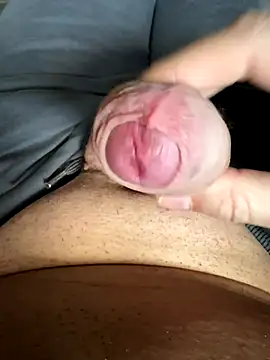 Snapshot of rambetto21 chatting on October 2025 06:21:01 AM rambetto21 online show from October 2025 06:21:01 AM