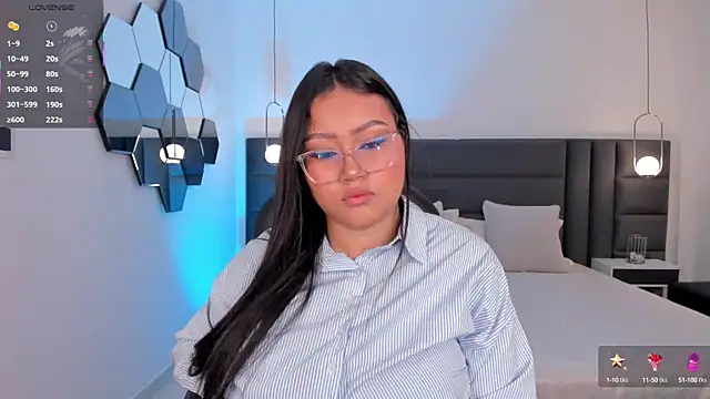 Snapshot of AmberLewis_ chatting on October 2025 02:56:02 AM AmberLewis online show from October 2025 02:56:02 AM