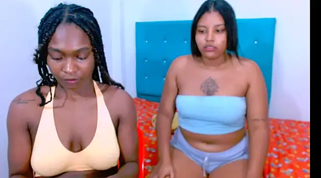 Snapshot of ladypussy69 chatting on February 2025 06:24:01 PM ladypussy69 online show from February 2025 06:24:01 PM