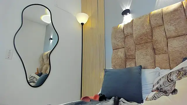 Snapshot of amatista__smith chatting on November 2025 11:36:02 PM amatista smith online show from November 2025 11:36:02 PM