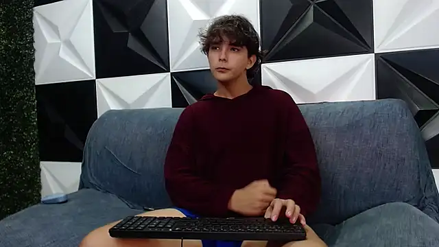 Dani cumboy online show from December 2024 01:58:02 AM