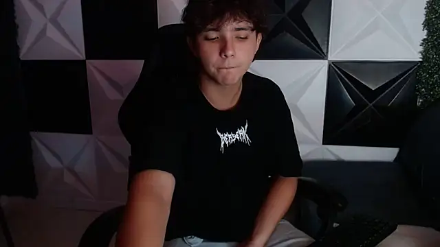 Dani cumboy online show from January 2025 02:25:01 AM