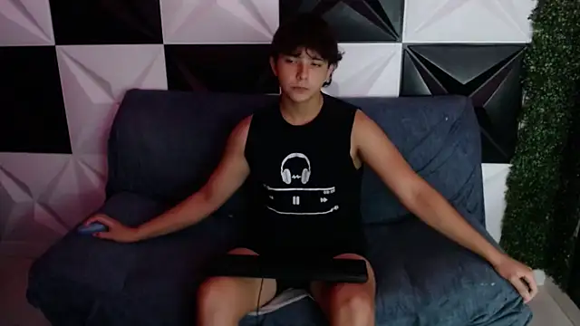 Dani cumboy online show from January 2025 03:56:02 AM