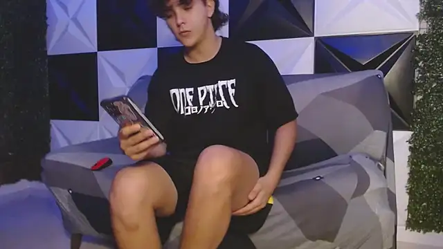 Dani cumboy online show from March 2025 03:01:01 AM