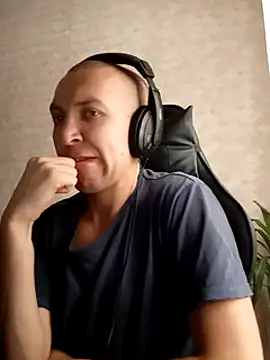 Snapshot of MityaXLoves chatting on March 2025 01:59:02 PM MityaXLoves online show from March 2025 01:59:02 PM