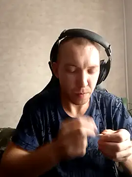 Snapshot of MityaXLoves chatting on March 2025 01:01:02 PM MityaXLoves online show from March 2025 01:01:02 PM