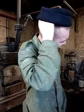 Snapshot of MityaXLoves chatting on March 2025 07:25:02 AM MityaXLoves online show from March 2025 07:25:02 AM