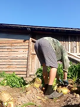 Snapshot of MityaXLoves chatting on September 2025 06:59:02 AM MityaXLoves online show from September 2025 06:59:02 AM