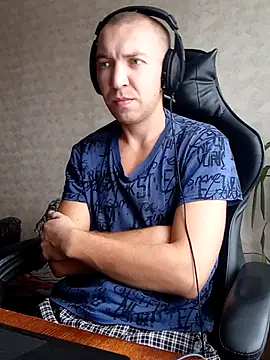 Snapshot of MityaXLoves chatting on November 2025 07:07:01 AM MityaXLoves online show from November 2025 07:07:01 AM