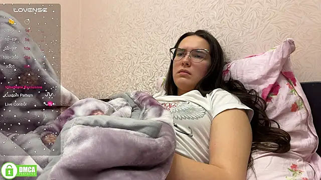Snapshot of the_princese chatting on February 2025 07:49:01 PM the princese online show from February 2025 07:49:01 PM