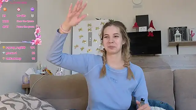 Snapshot of Girl_alone_home chatting on February 2025 06:45:02 AM Girl alone home online show from February 2025 06:45:02 AM