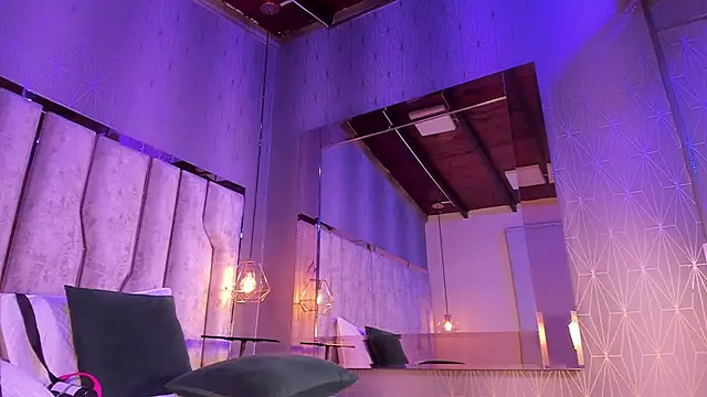 barbara cambels online show from February 2025 01:52:02 AM