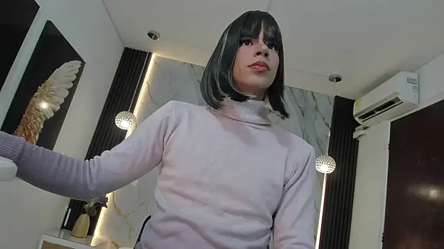 Tiff Valentine online show from January 2025 04:45:01 AM