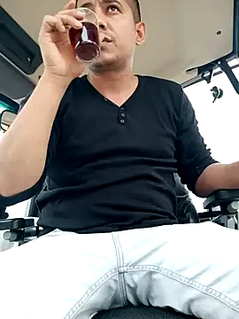 Snapshot of Adana1994 chatting on December 2024 01:10:02 PM Adana1994 online show from December 2024 01:10:02 PM