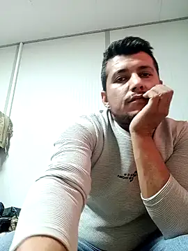 Snapshot of Adana1994 chatting on January 2025 01:05:02 PM Adana1994 online show from January 2025 01:05:02 PM