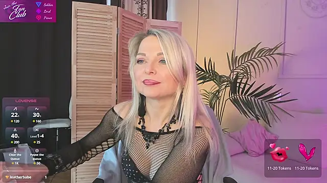 Gloria Lovely online show from March 2025 10:47:01 AM