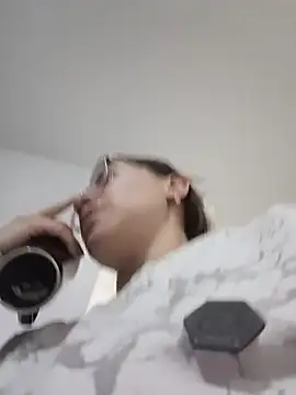 Snapshot of karlamorris_ chatting on October 2025 01:56:02 PM karlamorris online show from October 2025 01:56:02 PM